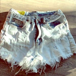 Machine Italian made frayed shorts